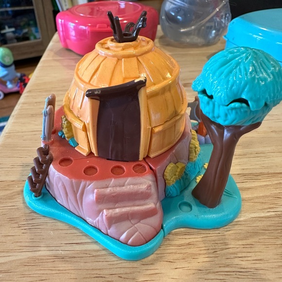 Disney bluebird! - Picture 1 of 4